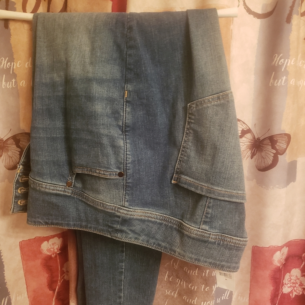 High-waisted Jeans